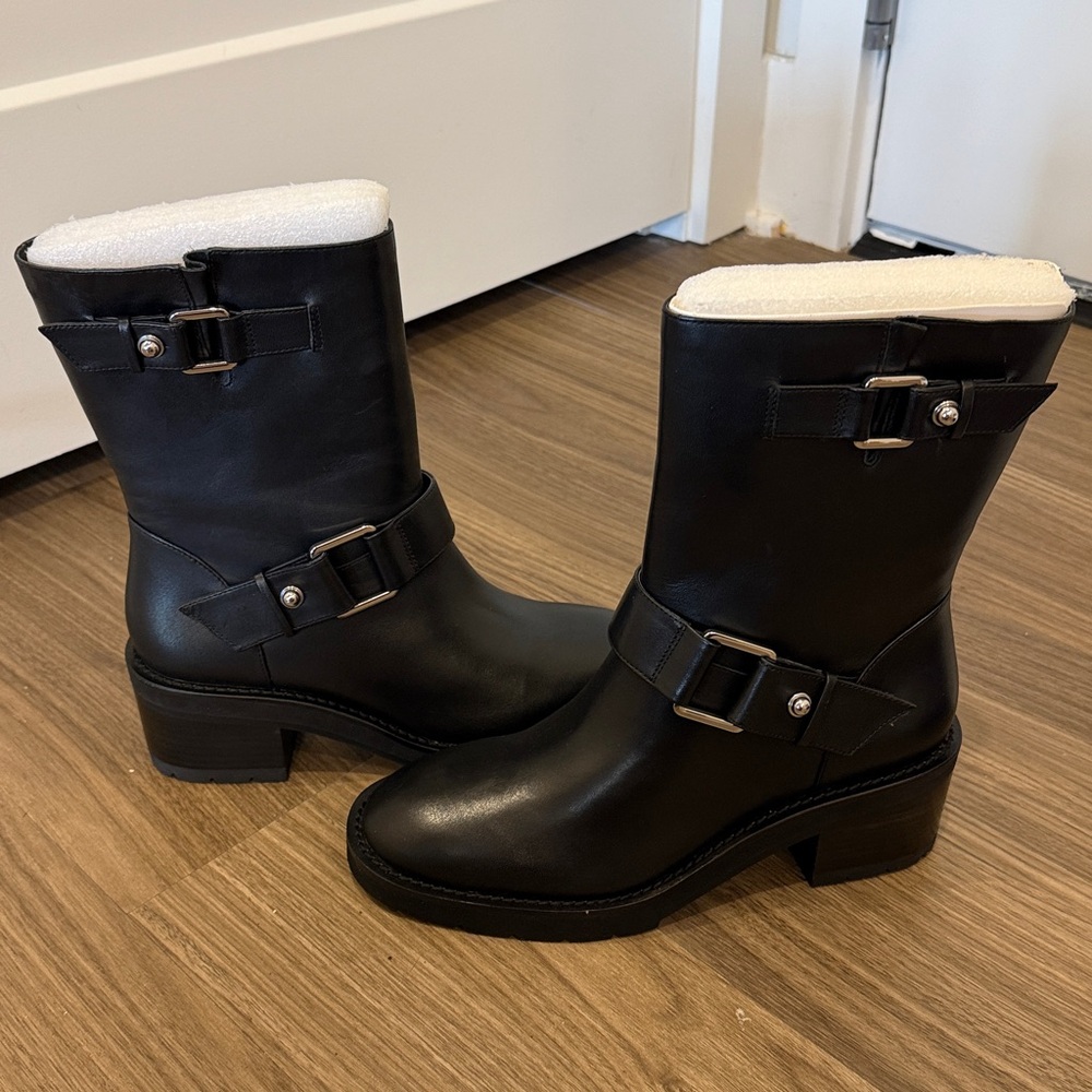 NIB STUART WEITZMAN Boulevard Moto Booties - Black Smooth Calf Leather Size 6.5